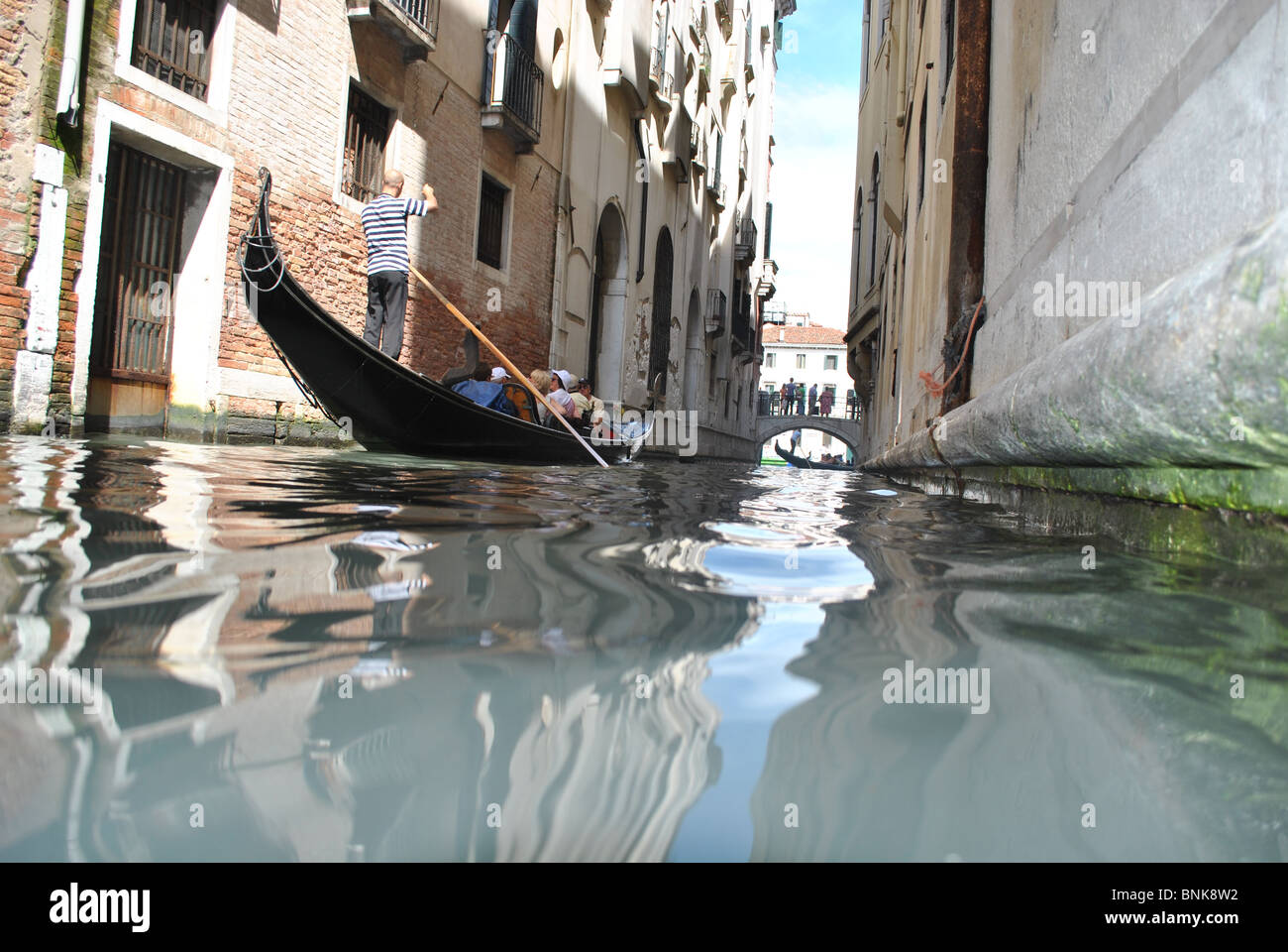 In Gondola e Canal, Venezia, Italia Foto Stock