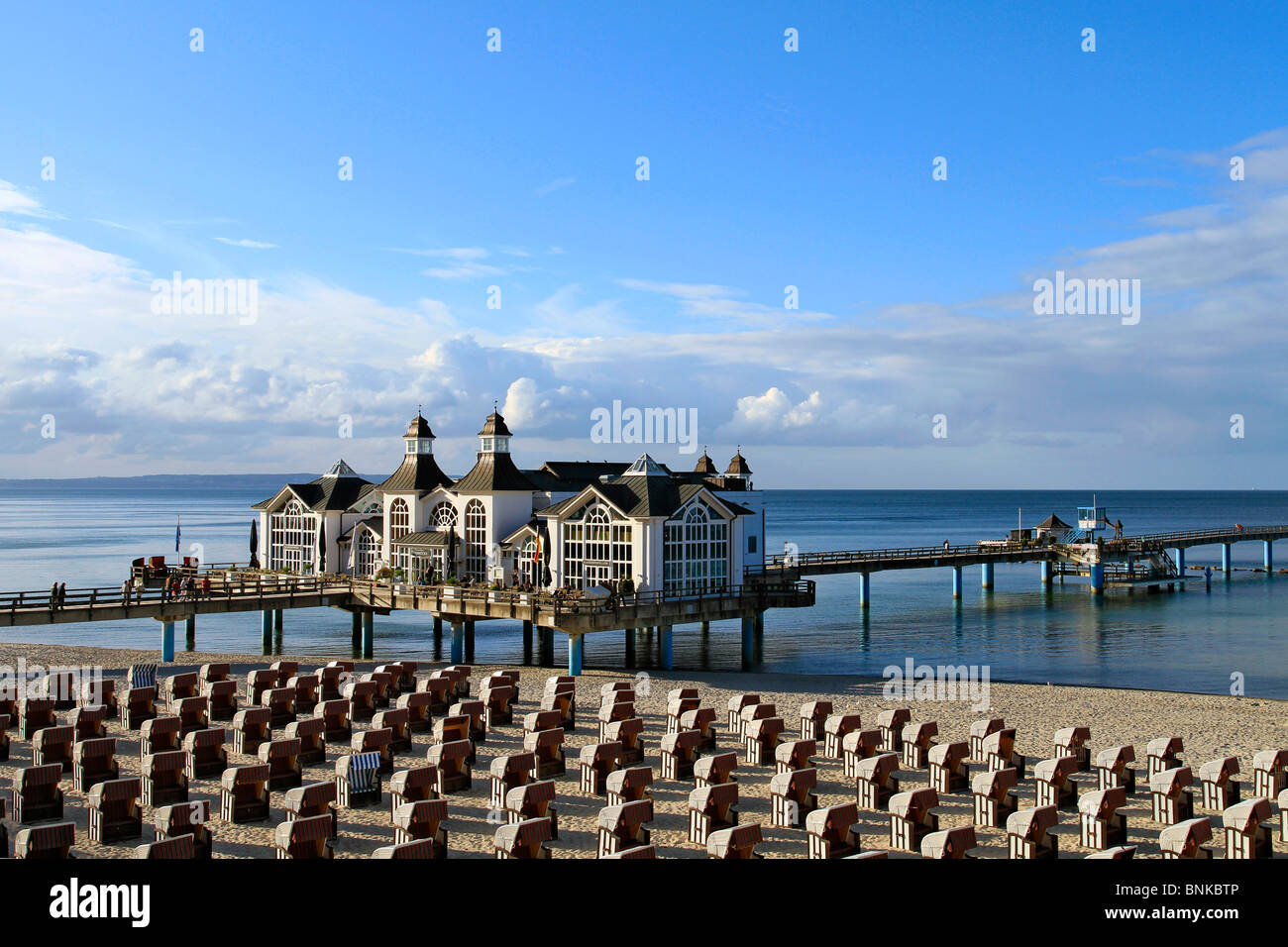 Sellin Seebruecke, Pier, Ruegen, Mar Baltico, Meclemburgo-Pomerania, Germania, Europa Foto Stock