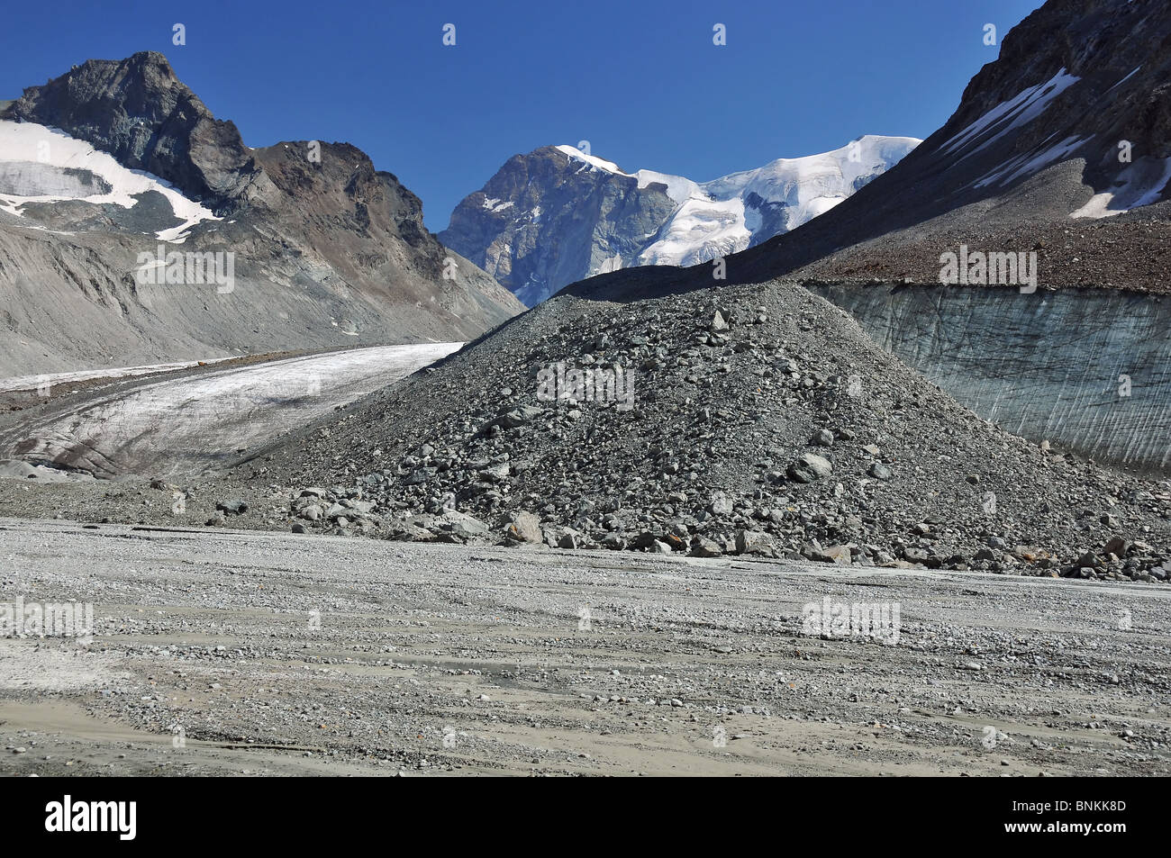 Il riscaldamento globale melt ghiacciaio freeze riscaldamento ambiente caloroso disastro catastrofe tappo di ghiaccio effetto serra pianeta carbon Foto Stock