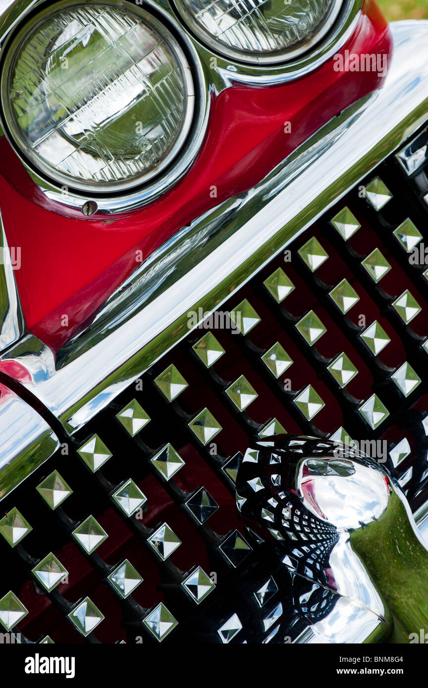 Red 1958 Buick speciale. Buick 2 porta convertibile speciale. Americano classico degli anni cinquanta auto Foto Stock