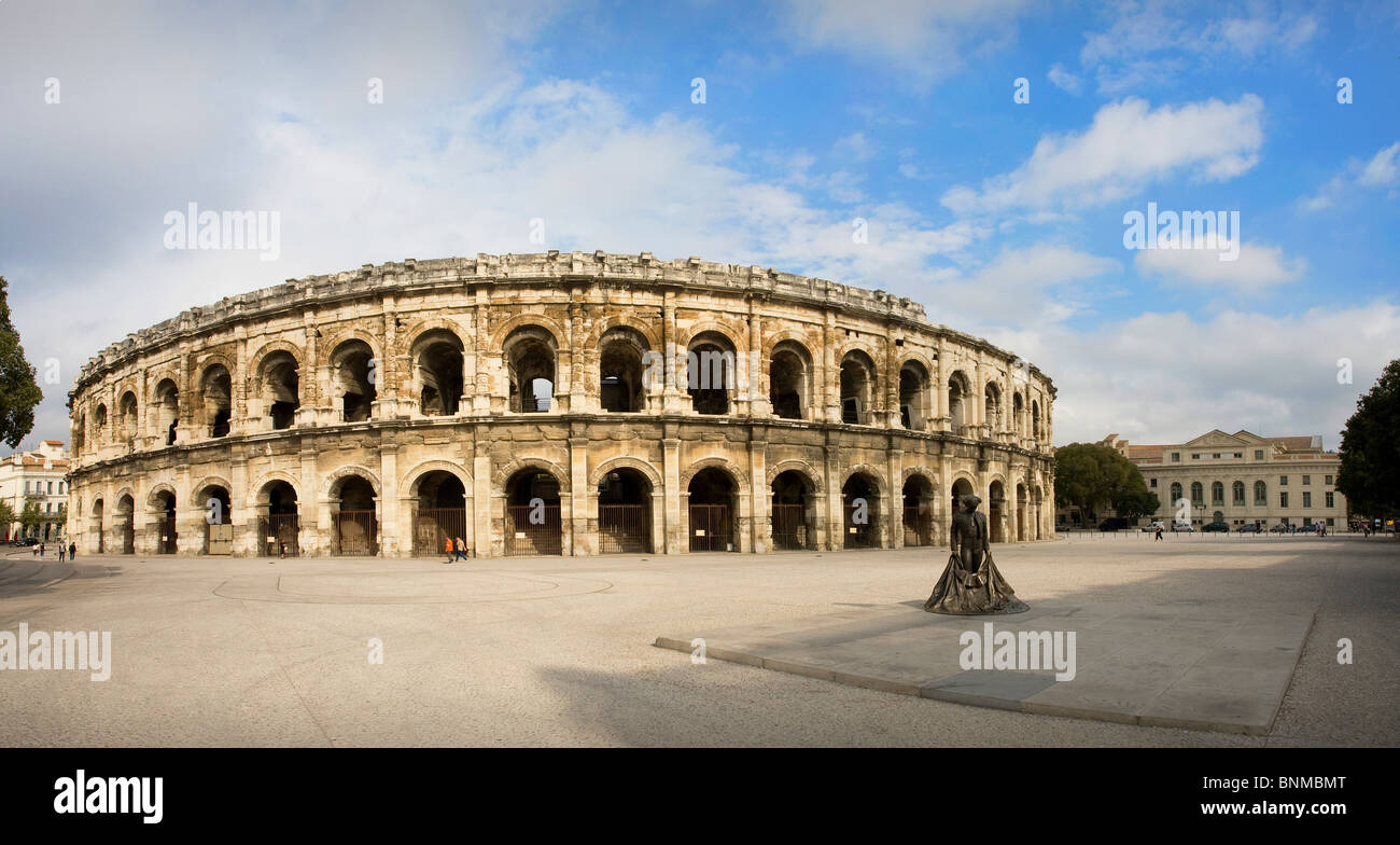 Francia Nimes arena corrida arena porre lo spazio Roman Holidays Travel, Foto Stock