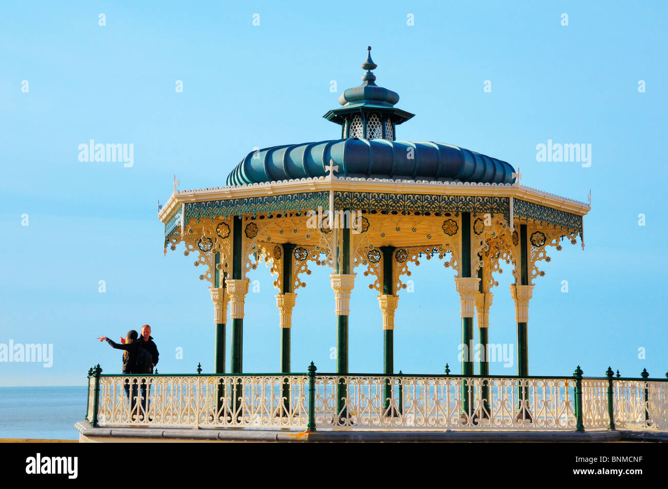 Restaurato recentemente Bandstand di Brighton, Brighton e Hove, East Sussex, Regno Unito Foto Stock