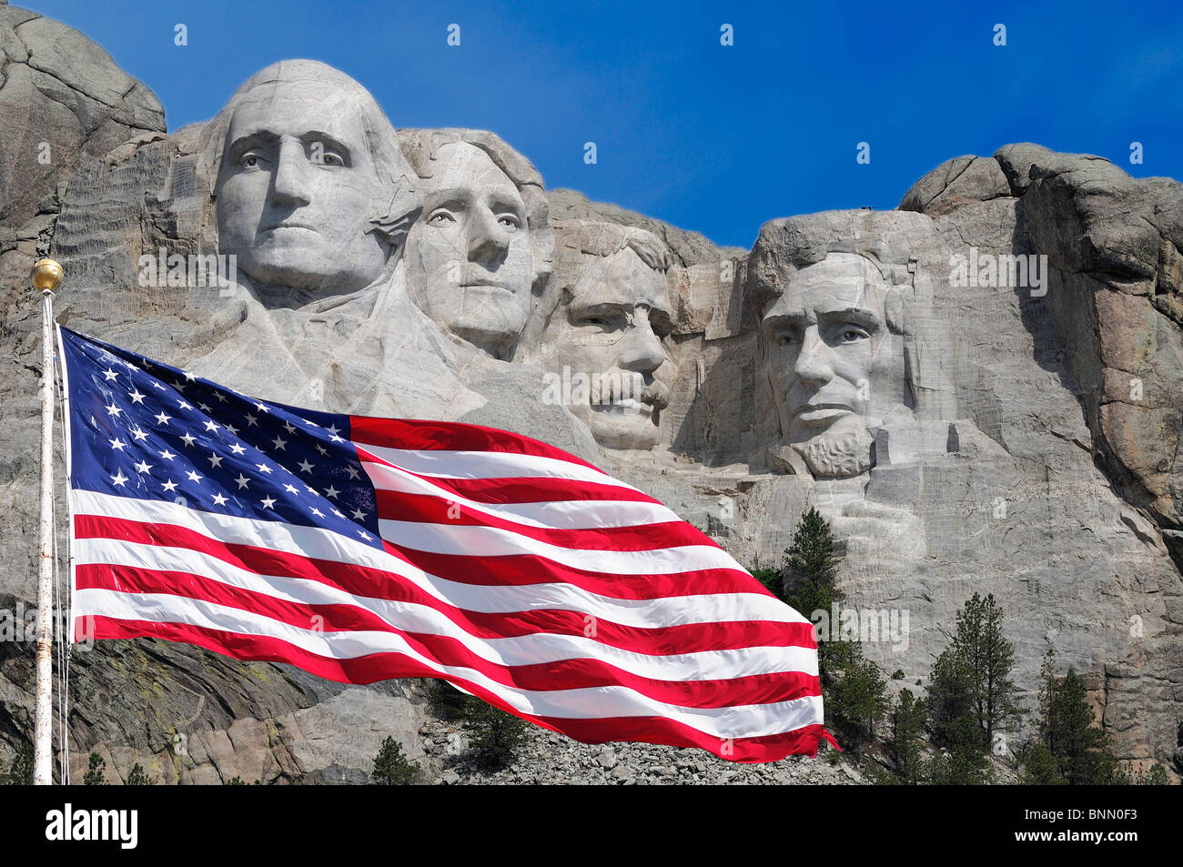 Mt. Rushmore National Memorial Black Hills South Dakota USA USA, bandiera capi presidente scultura Foto Stock