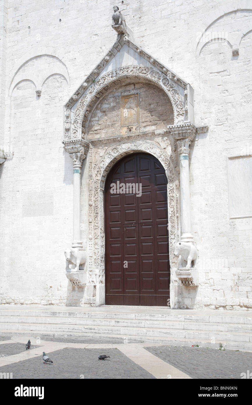 La chiesa di San Nicola e San Nicola di Bari, Puglia, Italia Foto Stock