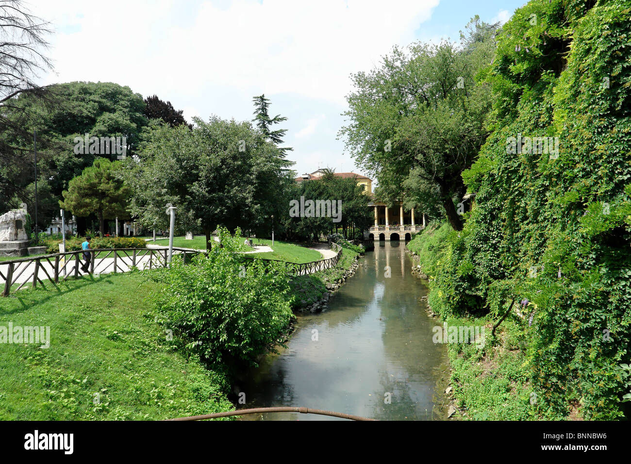 Italia Friuli Julisch Veneto riserva naturale Weissenfelser Laghi di Fusine inferiore inferiore più weissenfelser lago Lago di Foto Stock