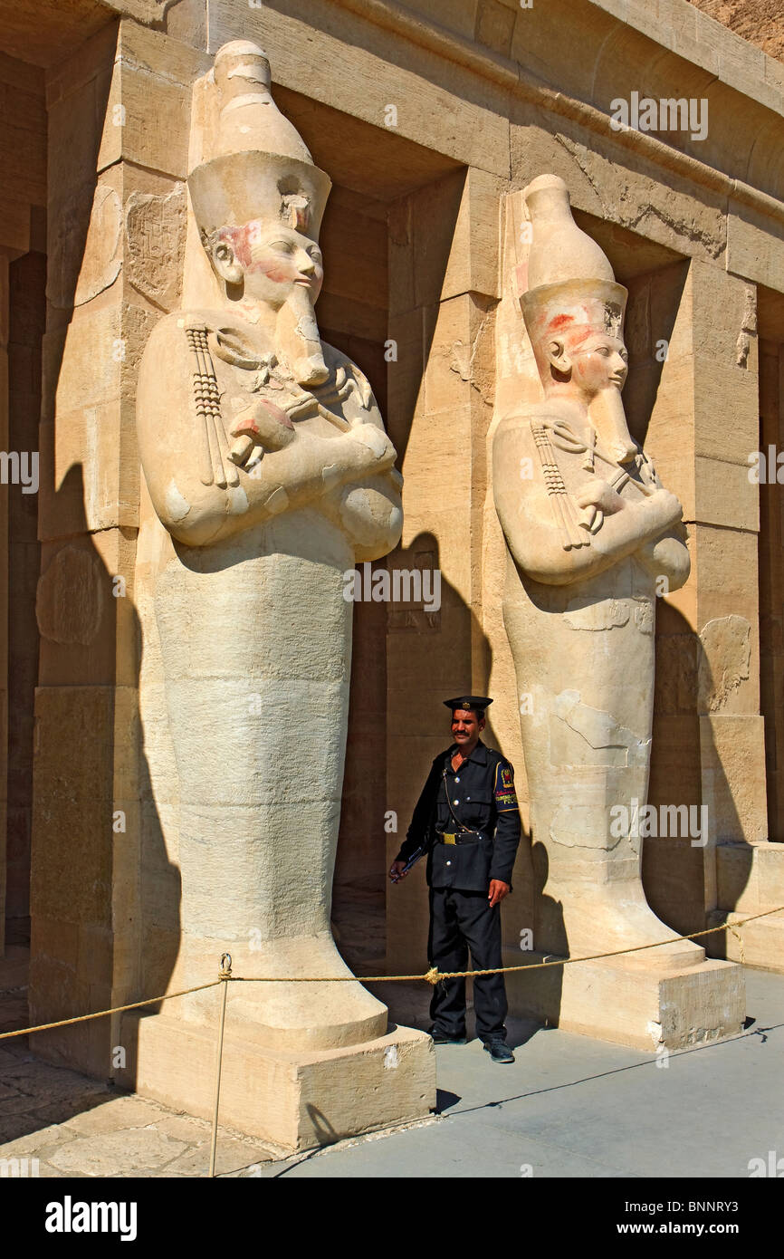 Egitto Tebe al tempio della regina Hatchepsut Foto Stock