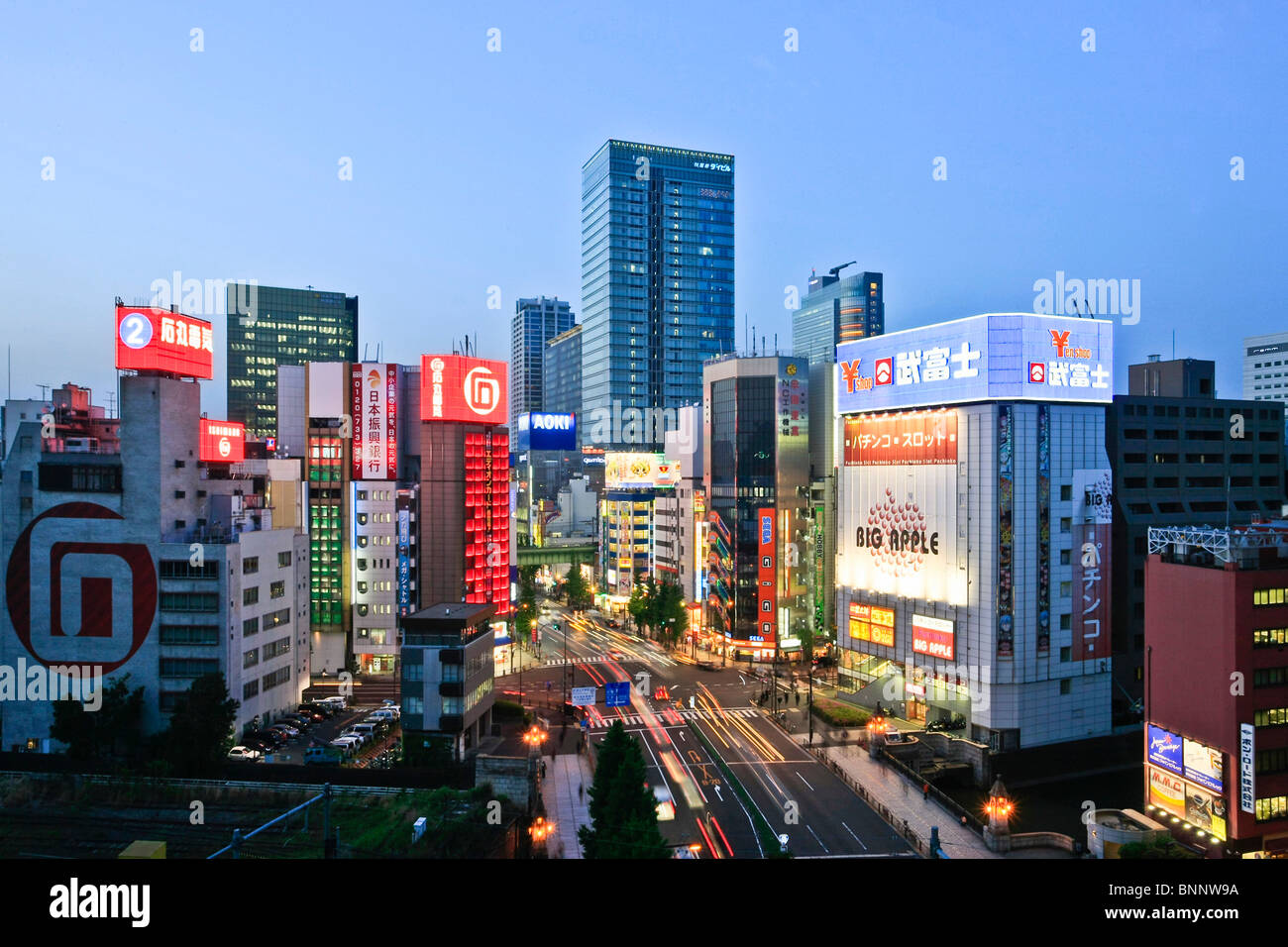 Giappone Asia Estremo Oriente Tokyo costruzione edilizia di Akihabara Electric Town Chuo Viaggi turismo vacanza vacanze Foto Stock