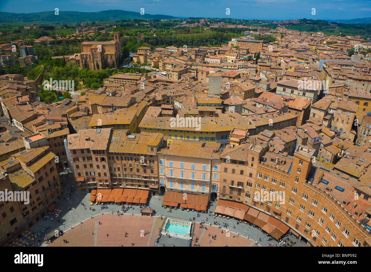Panoramica di Piazza del Campo a Siena, Toscana, Italia Foto Stock