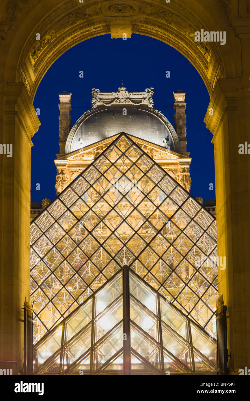 Palazzo del Louvre e del Museo, Parigi, Francia Foto Stock