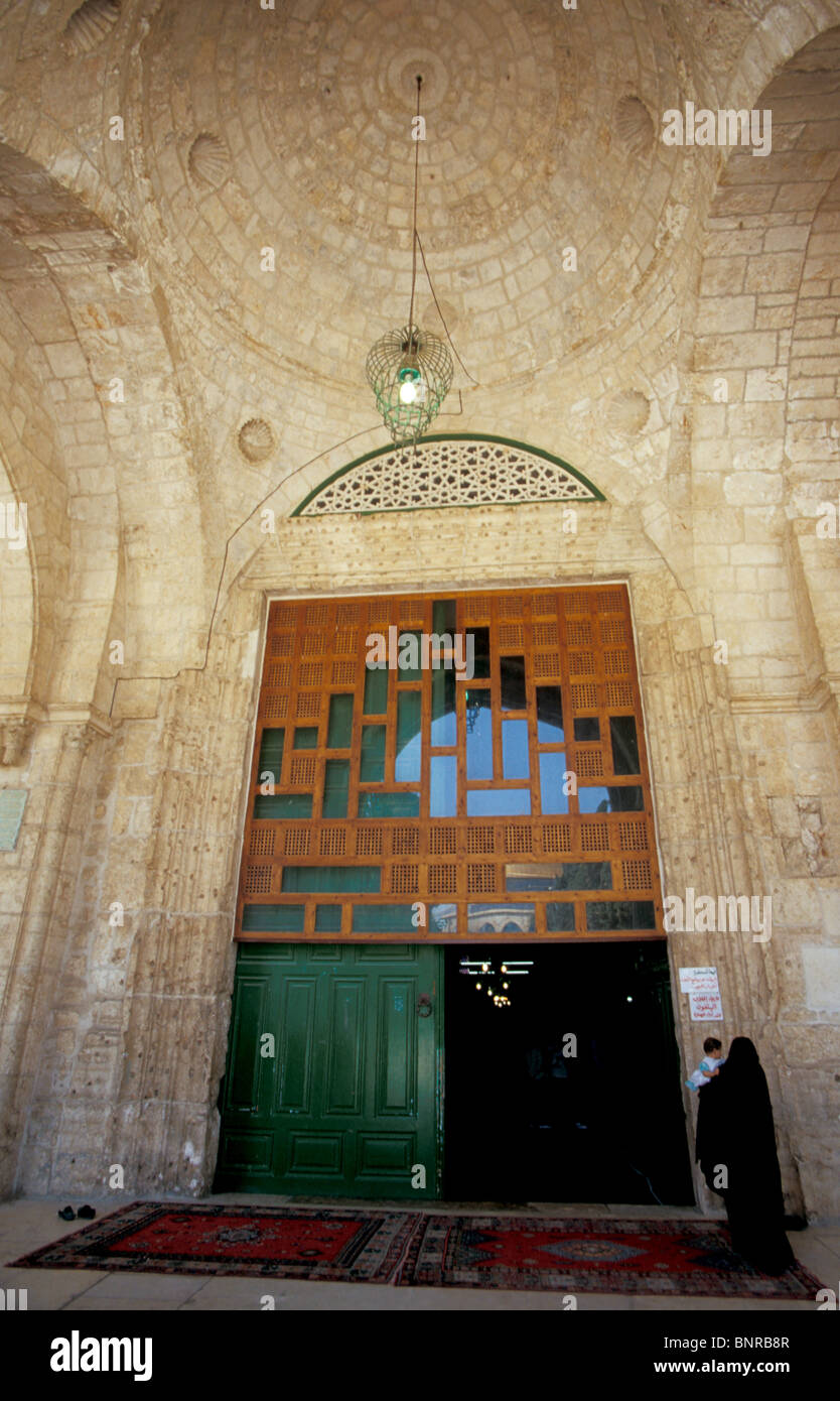Israele, Gerusalemme la città vecchia. L'ingresso della moschea Al Aqsa Foto Stock