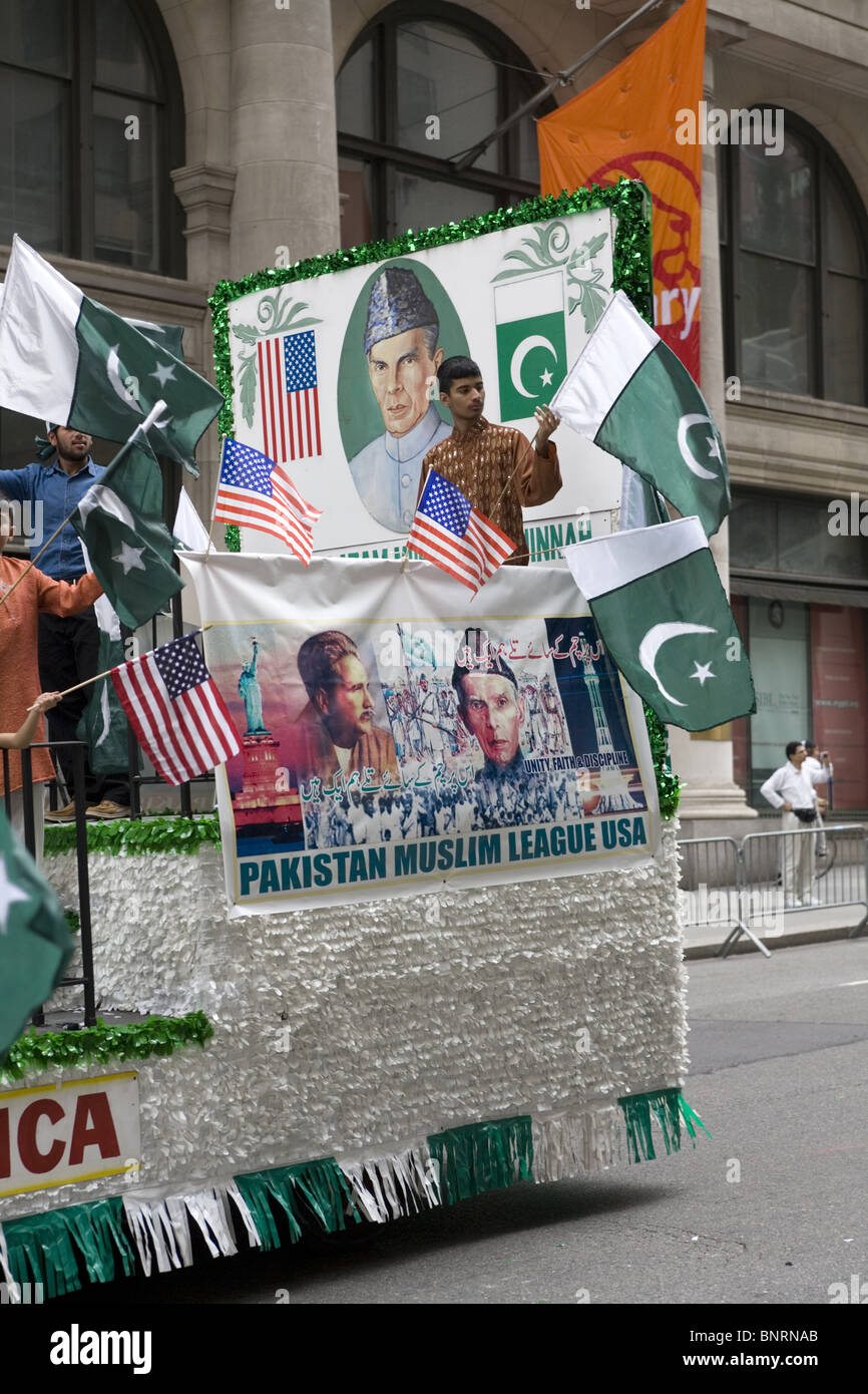 1 agosto 2010: Pakistan Independence Day Parade di New York City. Foto Stock