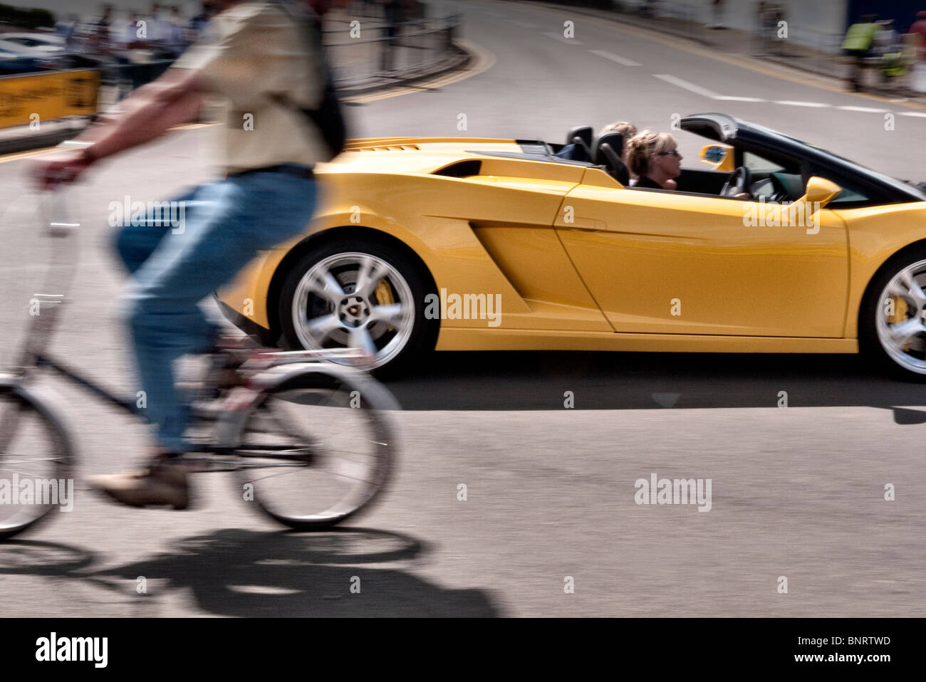 Lamborghini Gallardo sfilata di pilotaggio a Silverstone gara classica riunione REGNO UNITO Foto Stock