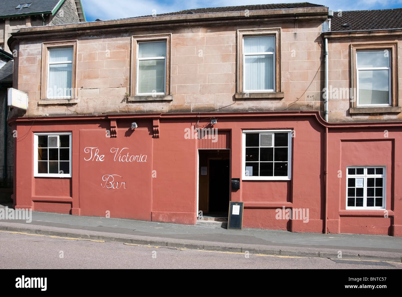 Il Victoria Bar Hillfoot Street Dunoon Cowal Peninsula Argyll Scozia Scotland Foto Stock