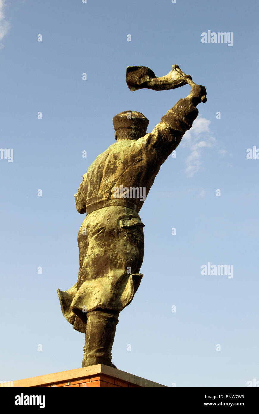 Capitano Steinmetz (sovietica Envoy) Figura da Sandor Mikus, statua (o) Memento Park (Szoborpark) a Budapest, Ungheria Foto Stock