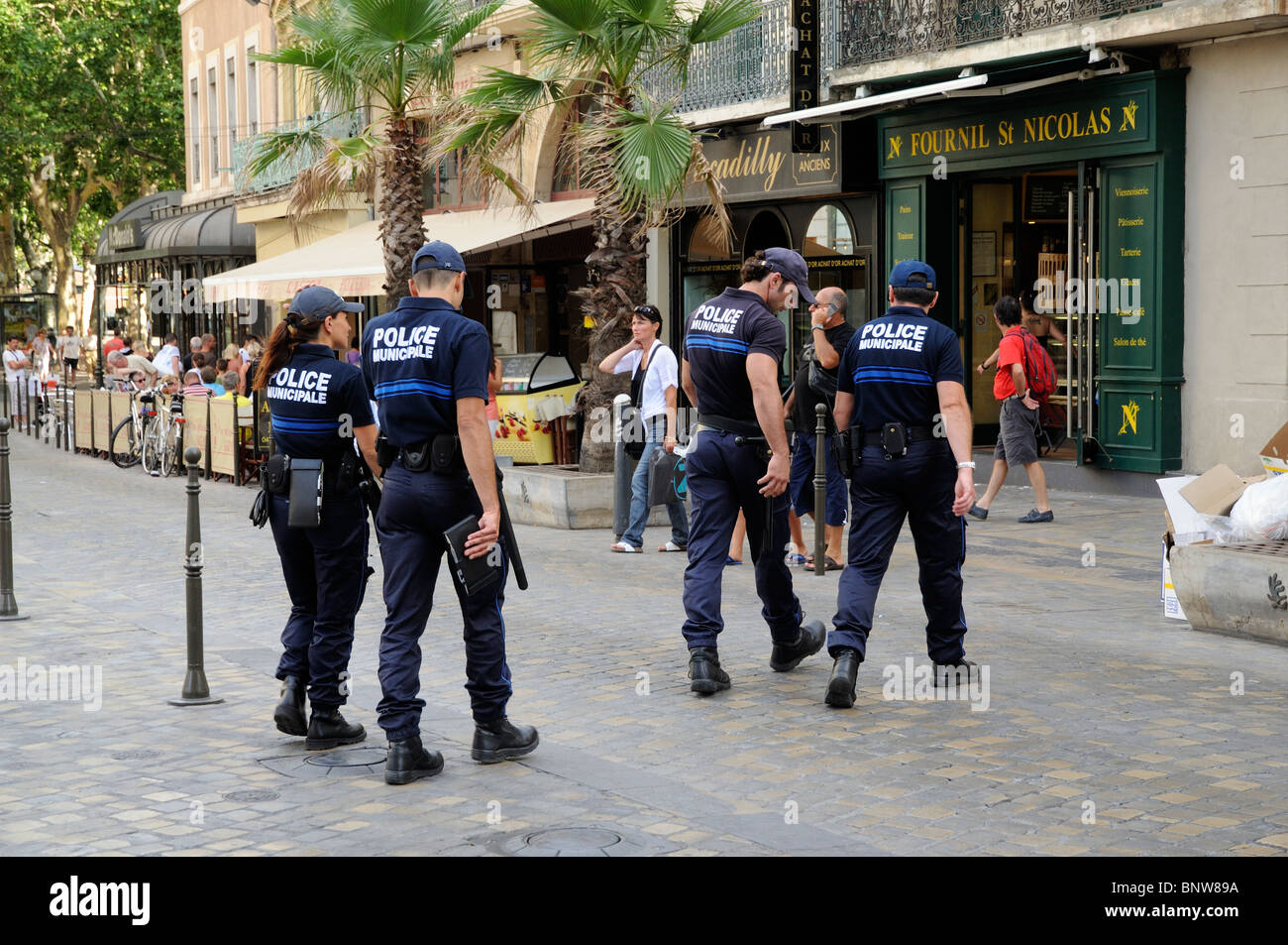 La Polizia Municipale squad in Narbonne centro sud della Francia Foto Stock