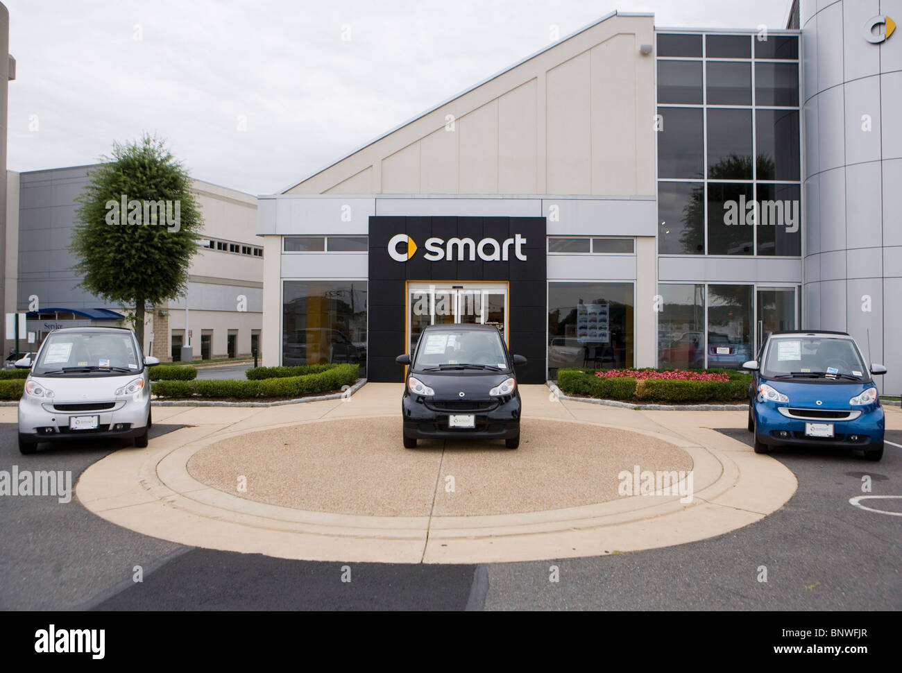 Una Smart concessionaria auto. Foto Stock