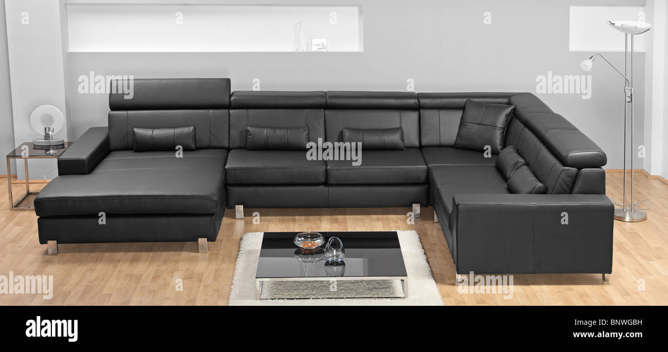 Un moderno minimalista salotto con mobili in pelle Foto Stock