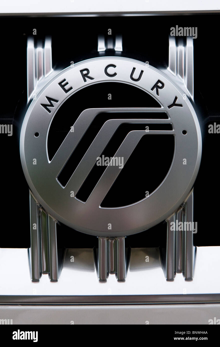 Una Mercury concessionaria auto durante il processo di chiusura. Foto Stock