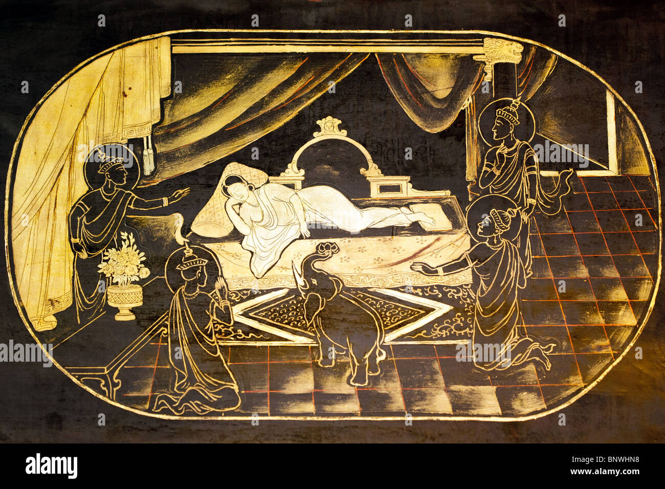 Incisione dorata che mostra la storia di Buddha nel tempio di Cheng Hoon Teng, Melaka, Malaysia Foto Stock