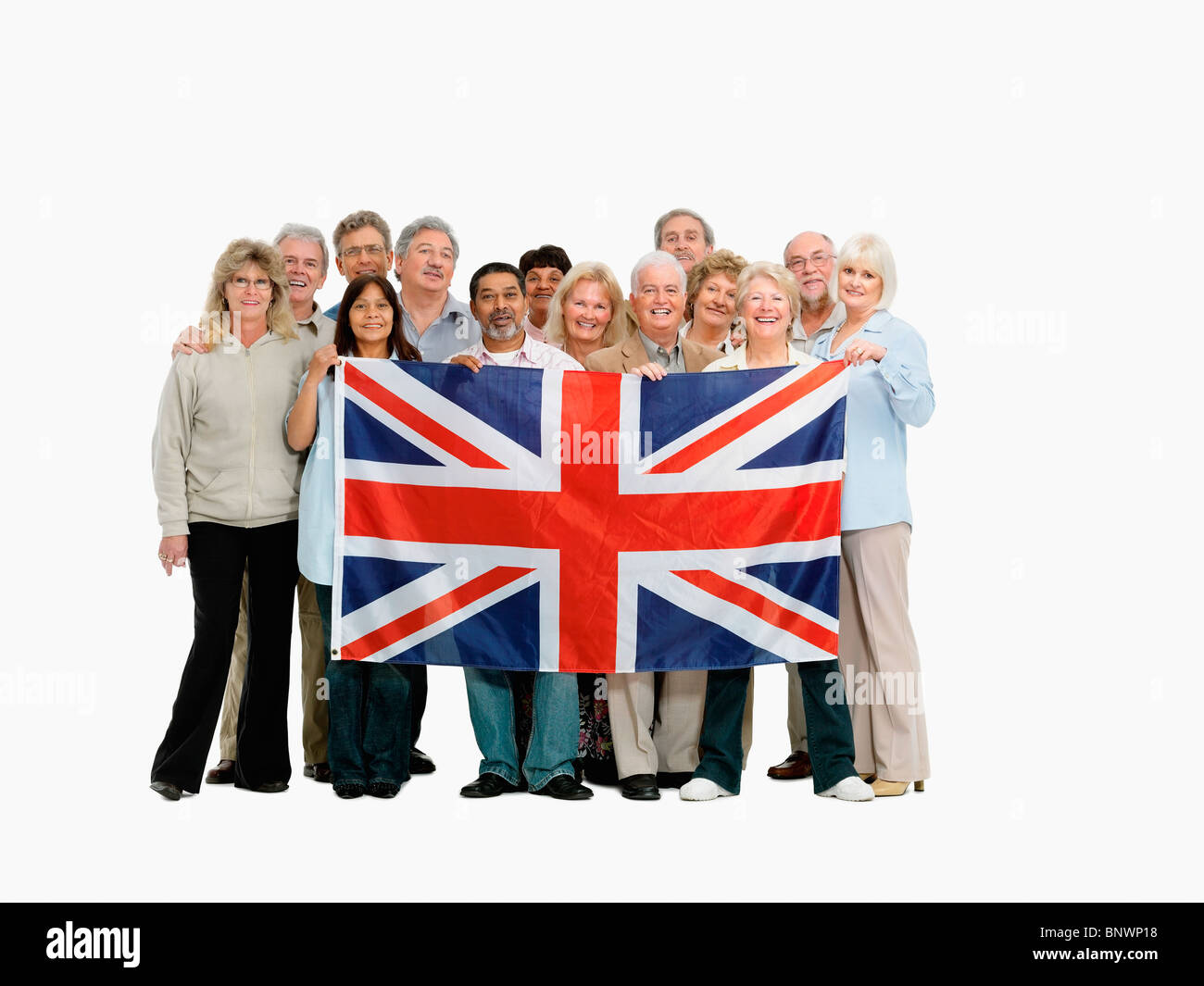 Gruppo di persone che sostengono la bandiera britannica Foto Stock