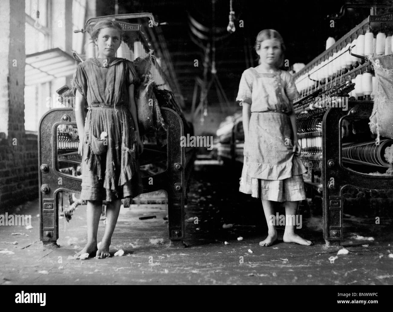 I filatori in un mulino di cotone - il lavoro minorile, circa 1911 Foto Stock