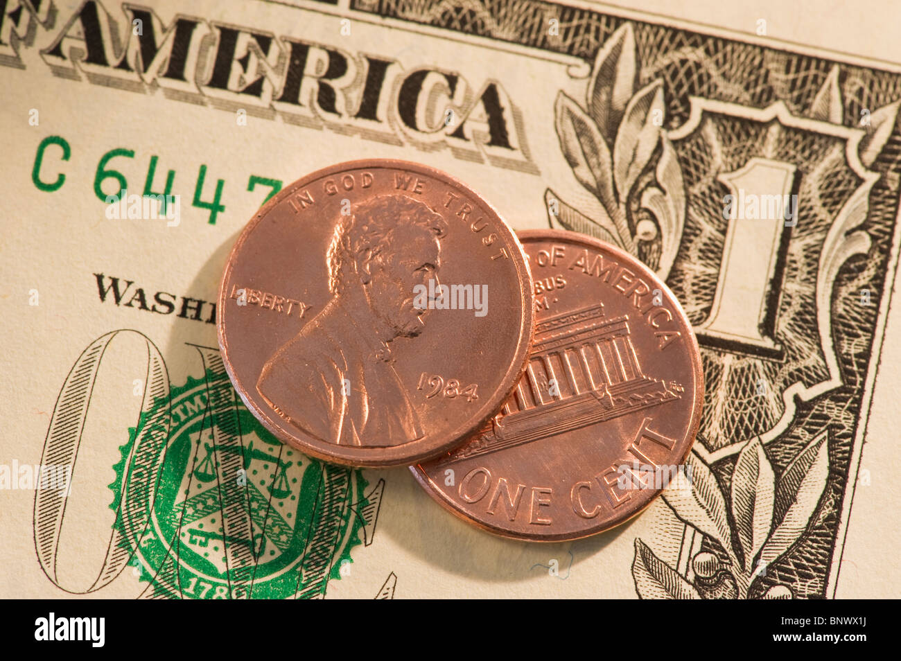 Spiccioli sulla sommità del dollaro americano Bill Foto Stock