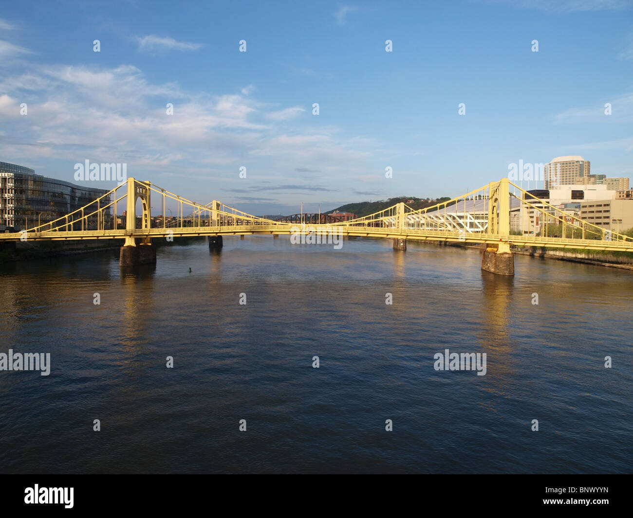 Pittsburgh ponte che attraversa il fiume Ohio in Pennsylvania. Foto Stock
