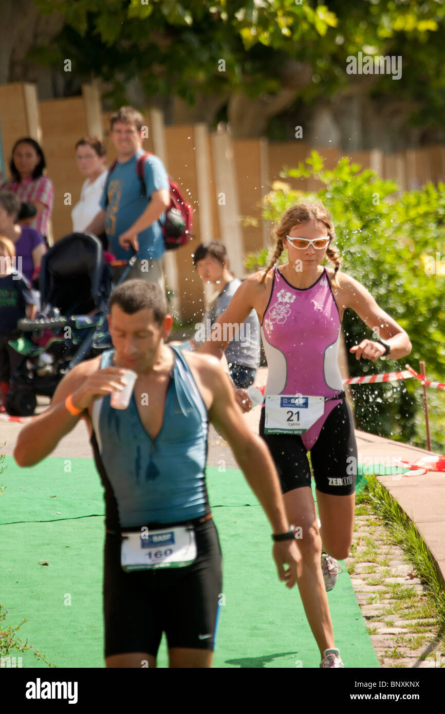 HEIDELBERG - 1 agosto. Femminile a Heidelberg Triathlon. Agosto il 1st, 2010 a Heidelberg, Germania. Foto Stock