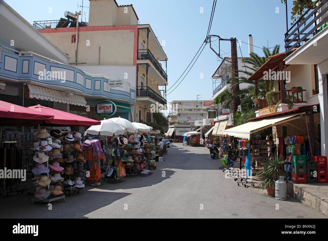 Strada tranquilla scena, Potosí, Thassos, Grecia, settembre 2009 Foto Stock