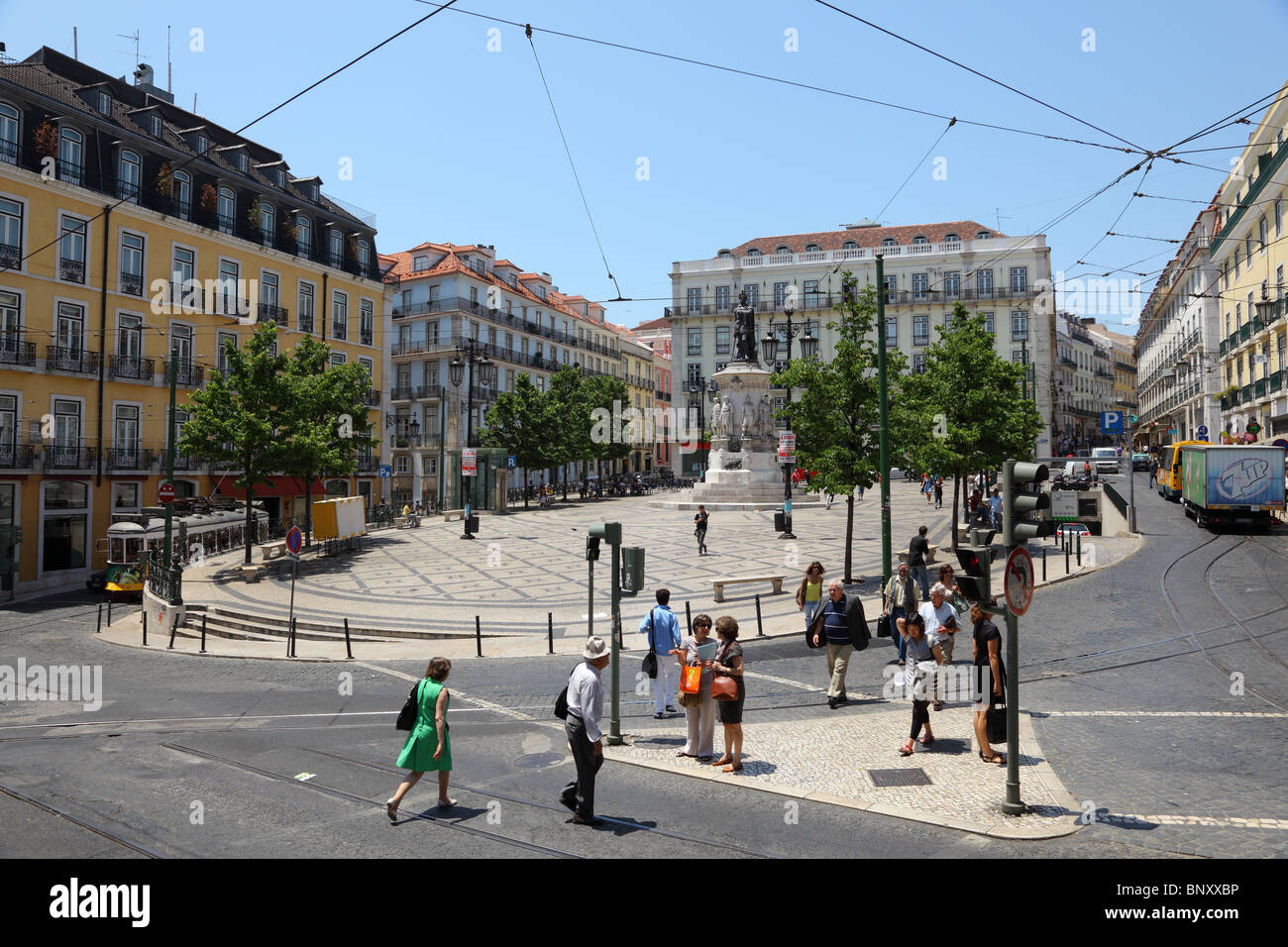 Praça Luis de Camoes, quartiere Chiado di Lisbona, in Portogallo. Foto Stock