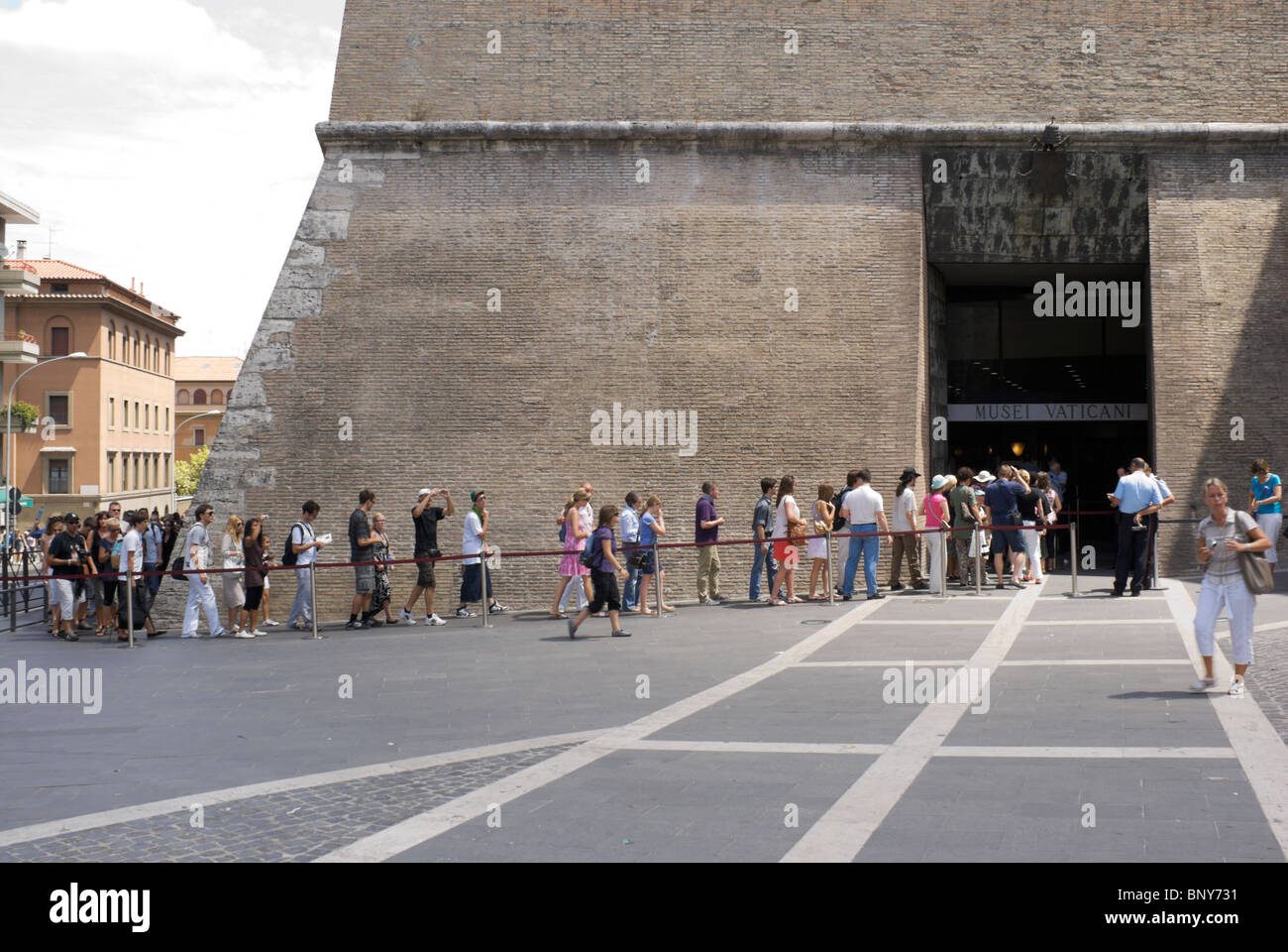 Musei Vaticani coda di ingresso Foto Stock