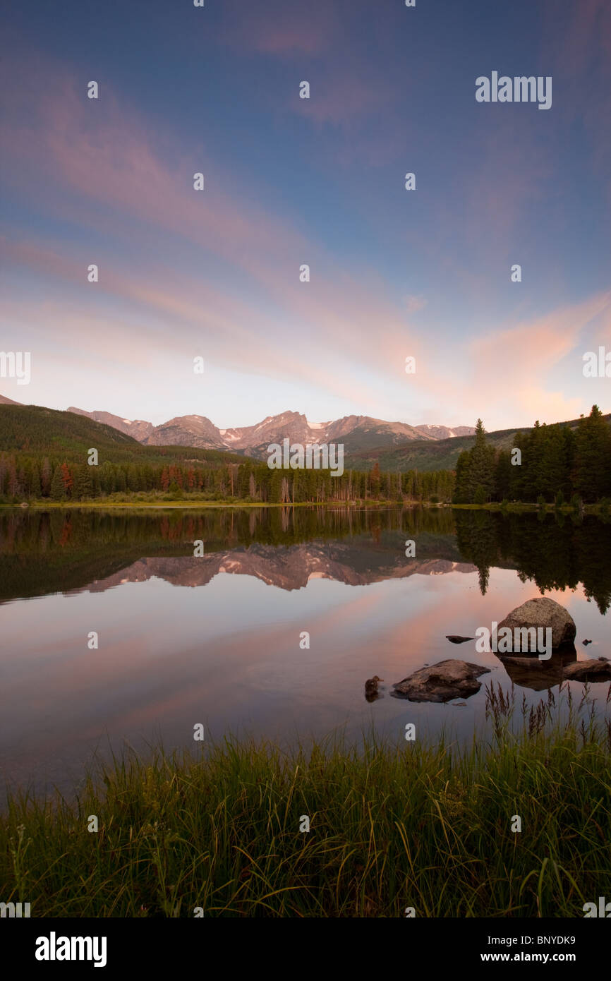 Ratti Sprague Lago di Sunrise, Rocky Mountain National Park, COLORADO, Stati Uniti d'America Foto Stock