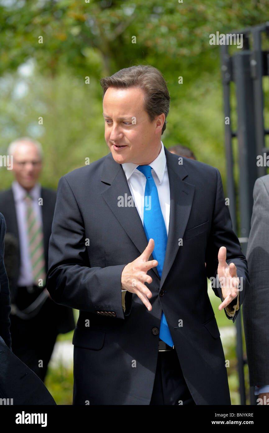 Il PM David Cameron annuncia le grandi società a Liverpool speranza Università Luglio 2010. Foto di Alan Edwards www.f2immagini.co.uk Foto Stock