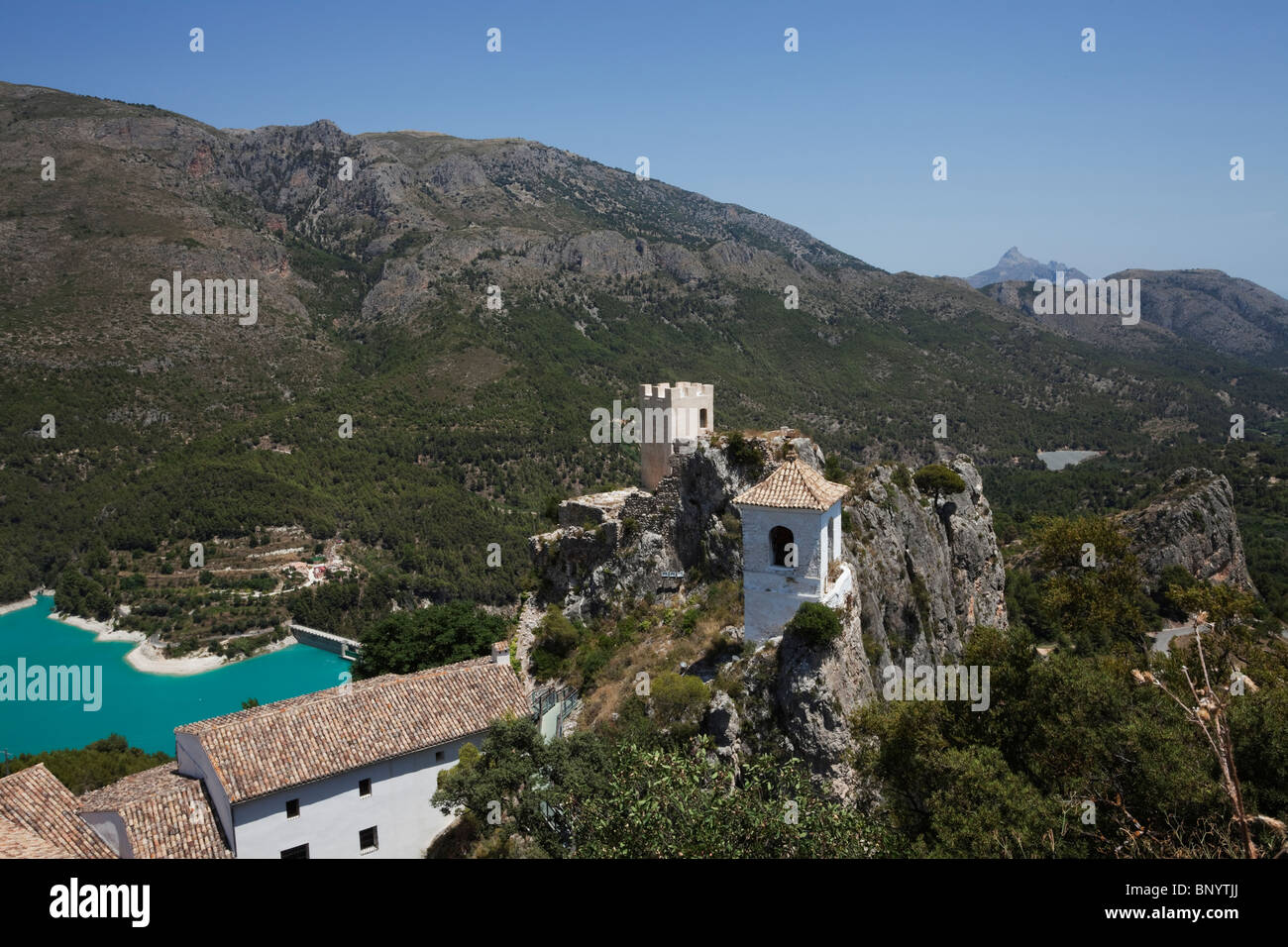 Vista di Castell d'Alcozaiba, dal castello principale di San Jose. Foto Stock