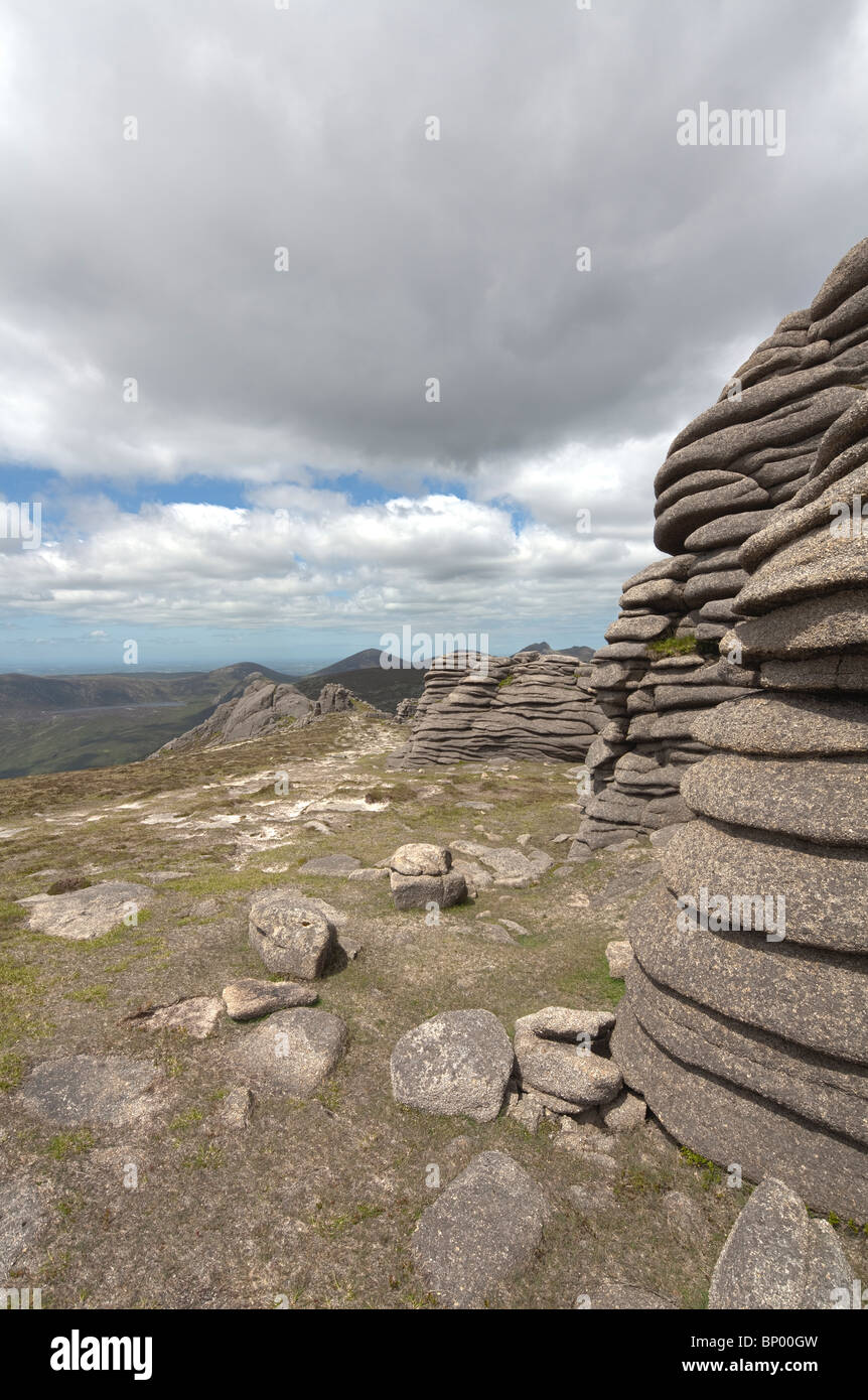 Vista da Slieve Binian, Mourne Mountains, County Down, Irlanda del Nord, Regno Unito Foto Stock