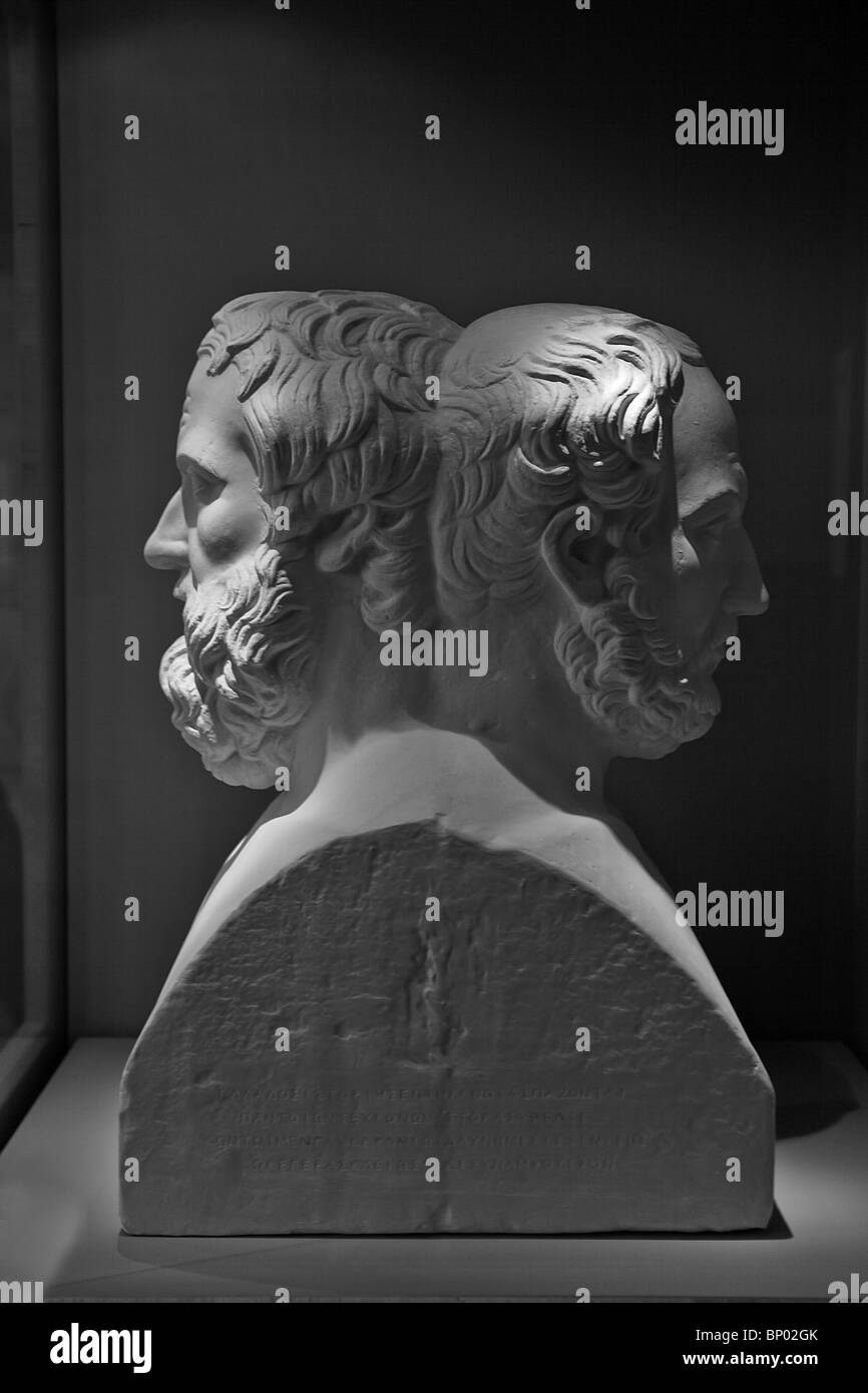 Artefatti di egiziani, preistorici o inizio la raccolta della storia della Neue Museum 'Nuovo museo" di Berlino Foto Stock