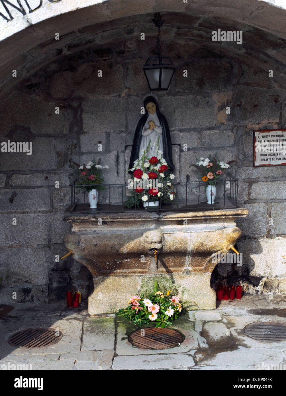 Virgen del carmen immagini e fotografie stock ad alta risoluzione - Alamy