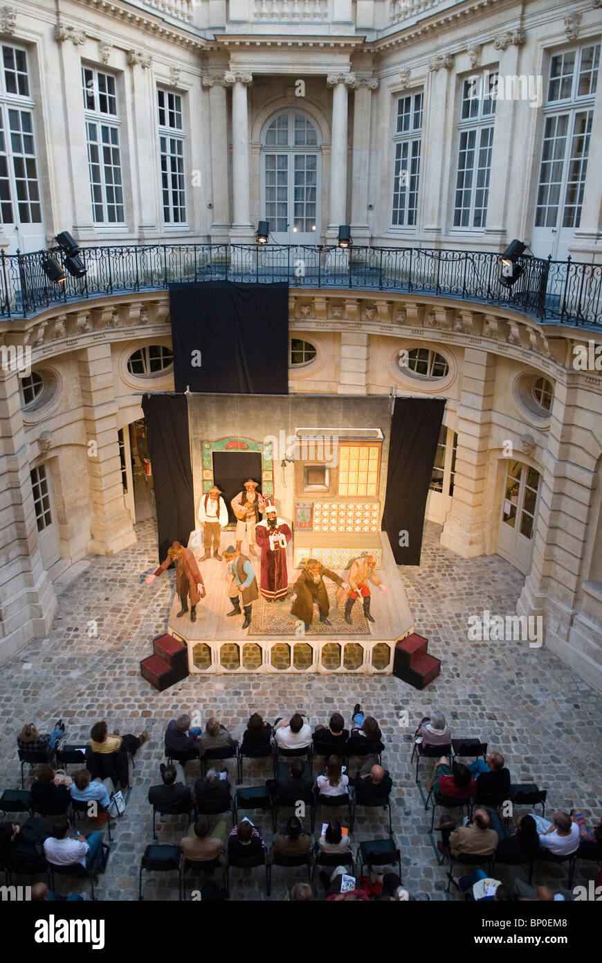 Francia, Parigi, l'hôtel de Beauvais, open air theatre Foto Stock