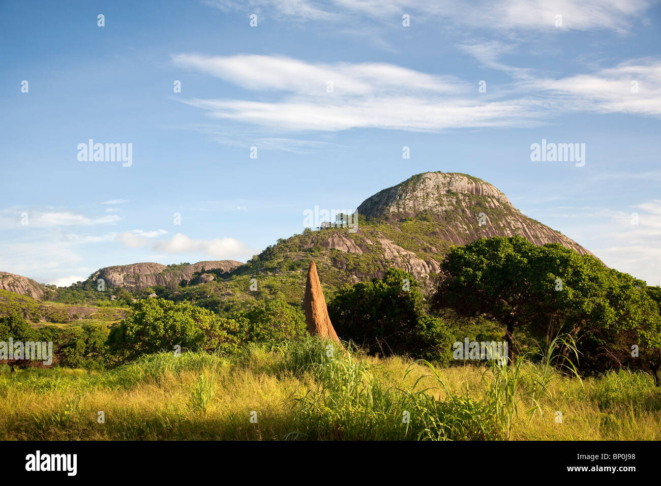 Mozambico, nei pressi di Nampula. Il magnifico paesaggio del nord del Mozambico nelle prime ore del mattino. Foto Stock