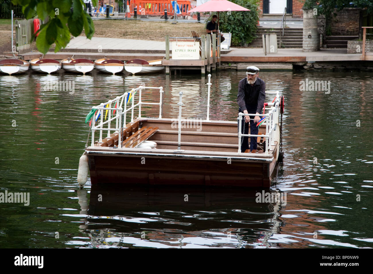 Traghetto pedonale a Stratford, Inghilterra Foto Stock