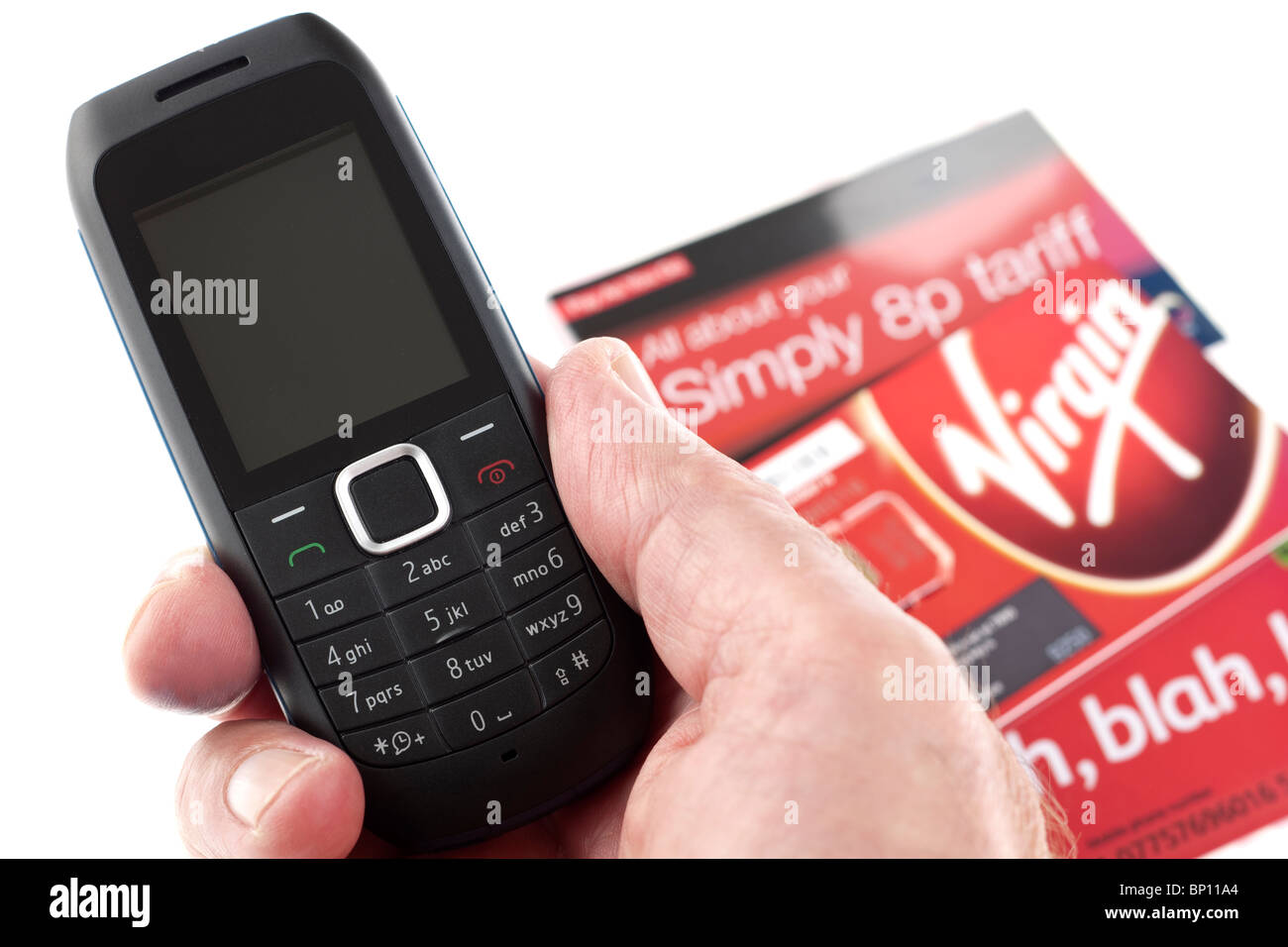 Telefono cellulare e vergine 8 pence tariffa. Solo uso editoriale Foto Stock