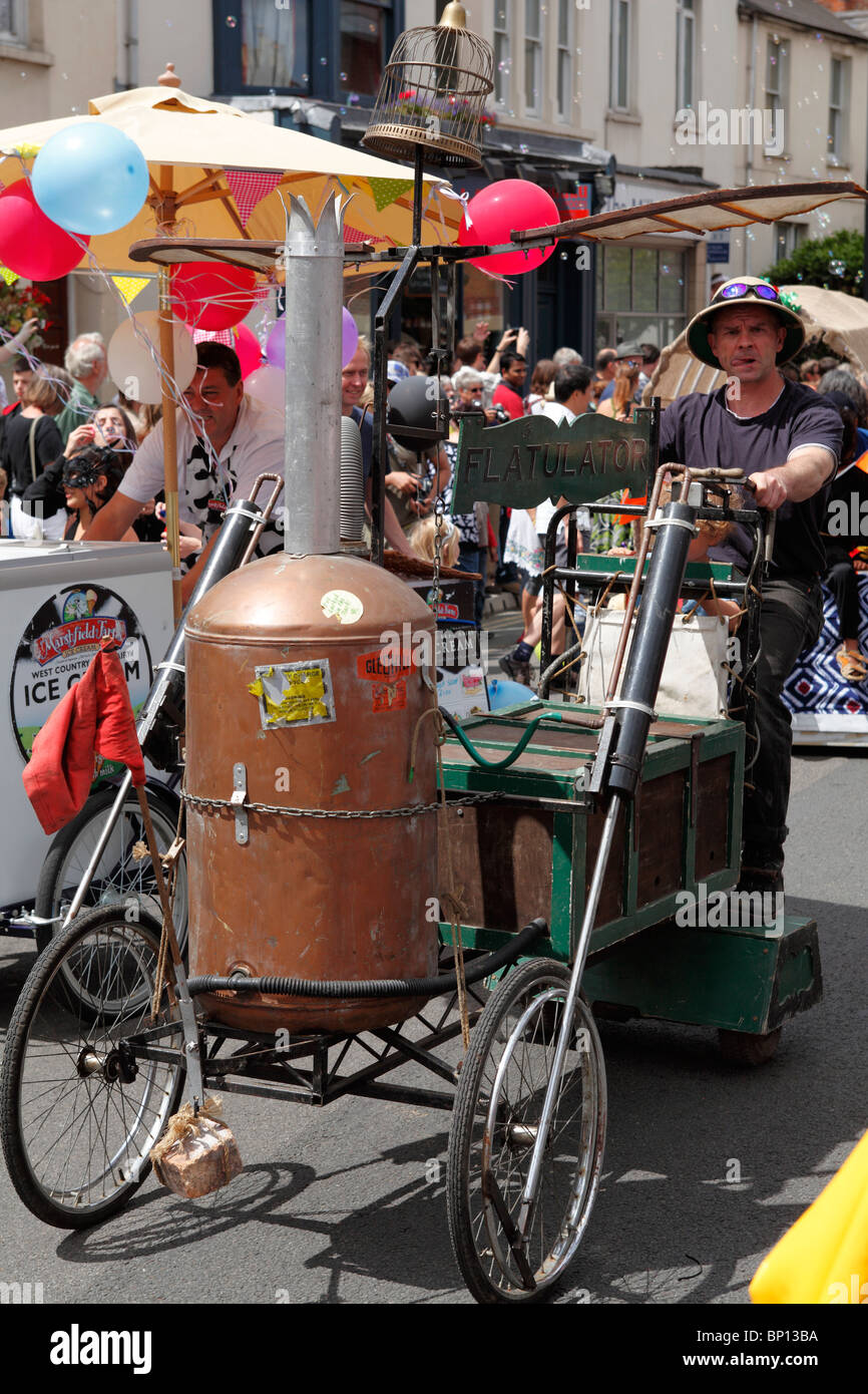 La macchina Flatulator, Cowley Road Carnevale, Oxford, England, Regno Unito Foto Stock