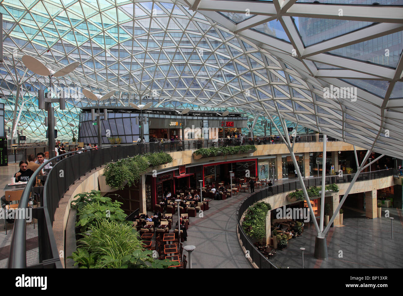 Polonia - Varsavia, centro per lo shopping e lo svago interno Foto Stock