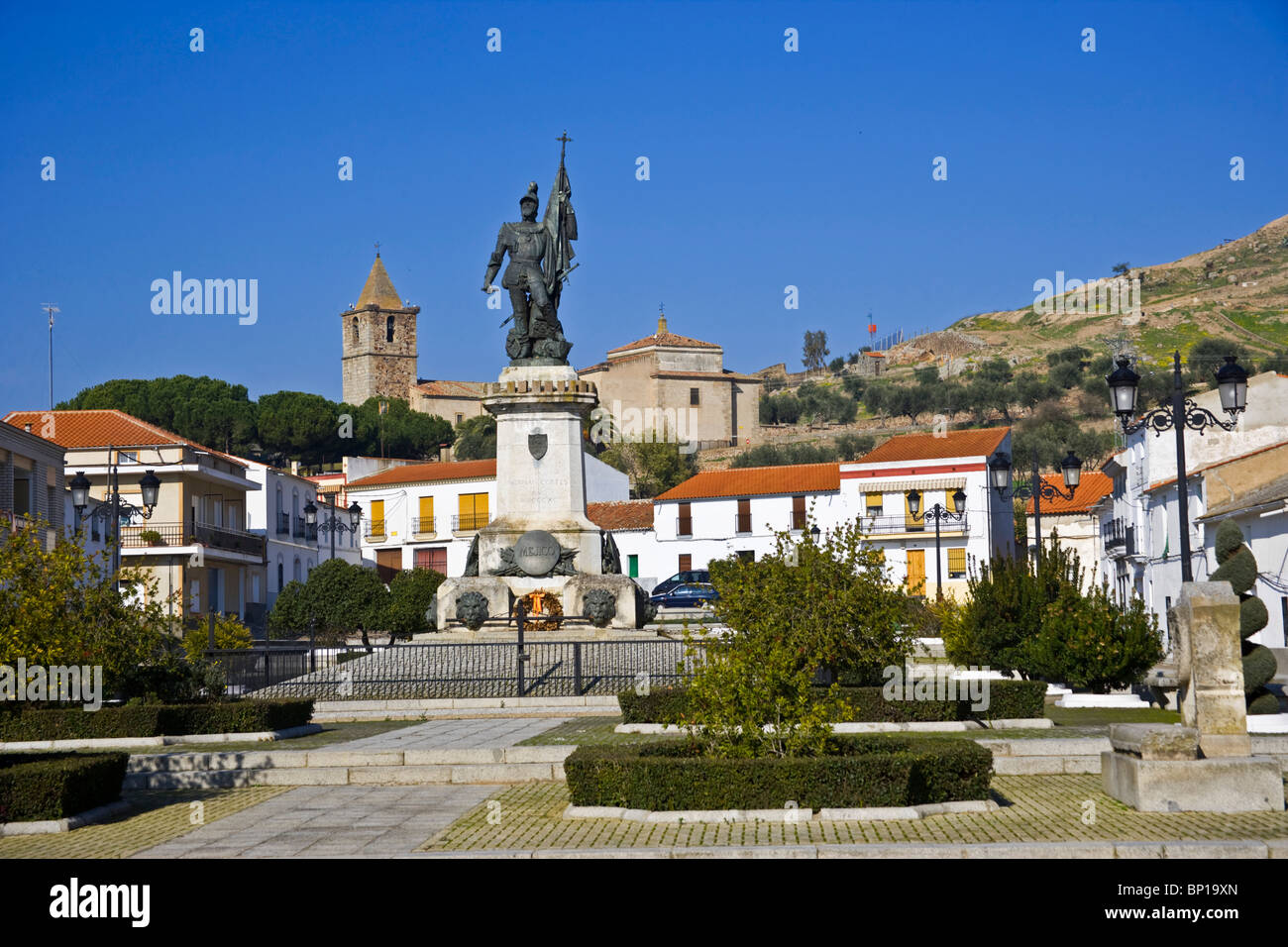 Statua di Hernan Cortes, conquistatore spagnolo del Messico, la piazza principale della città di Medellin, Estremadura, Spagna, Europa. Foto Stock
