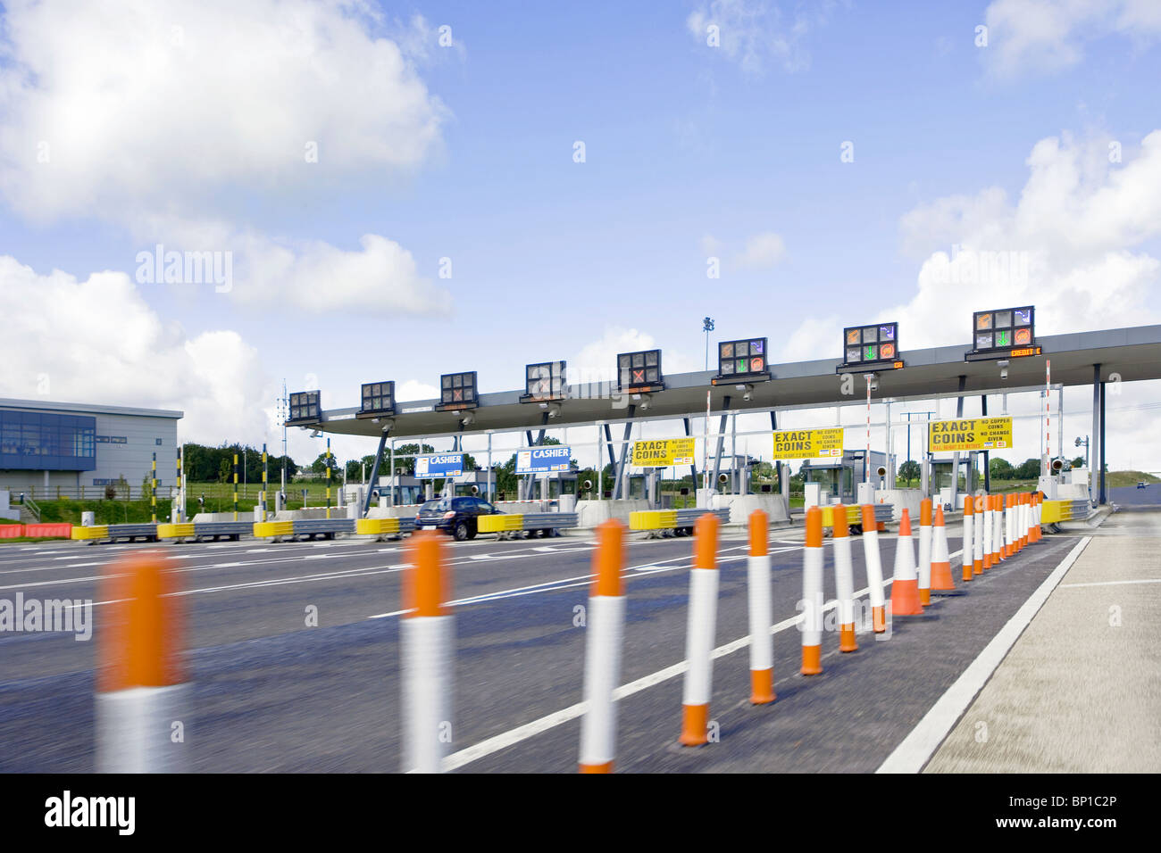 Casello,casello,fast lane,Corsia lenta,tag titolari,pagare come andare Foto Stock