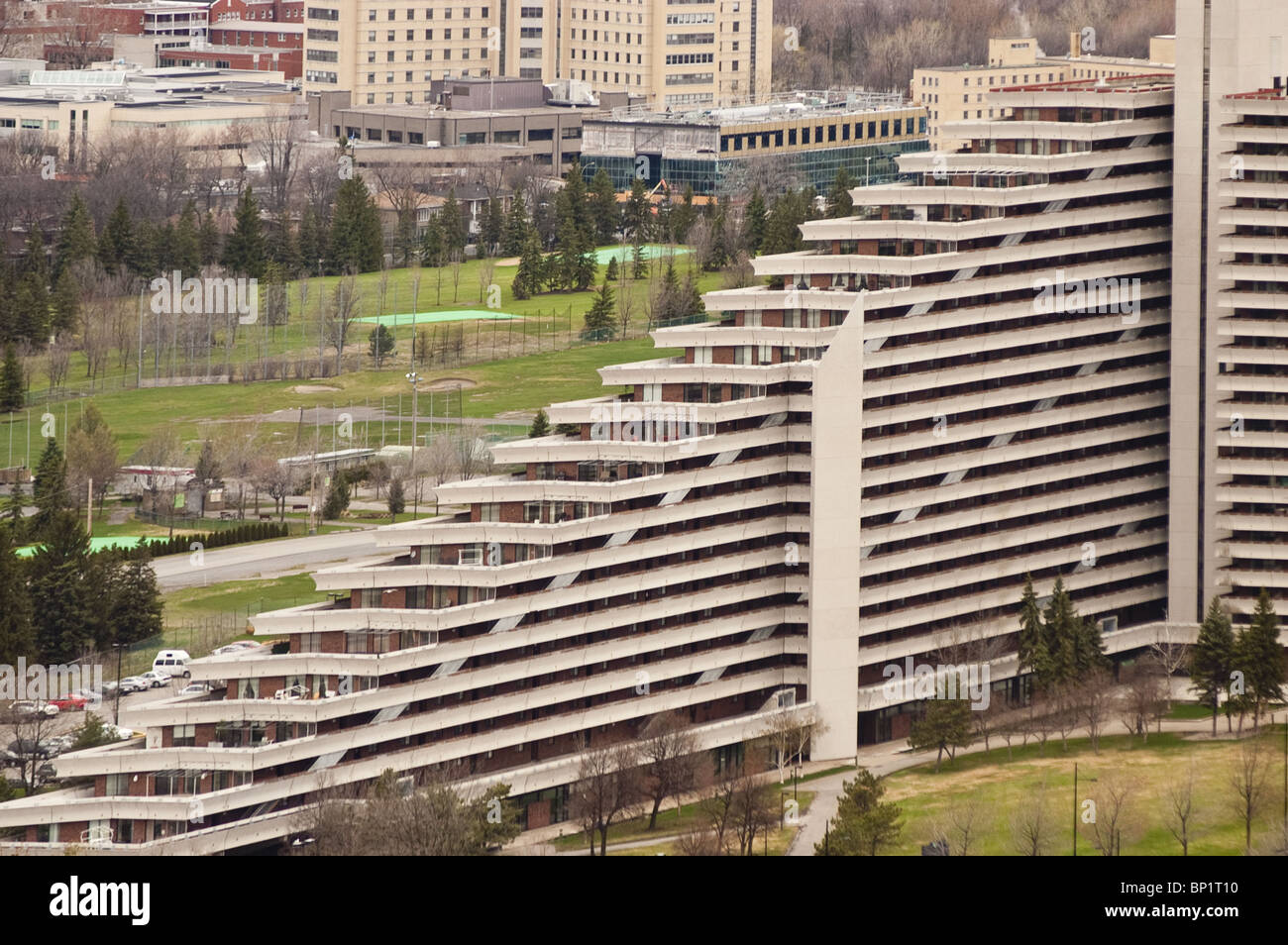 Villaggio Olimpico edificio residenziale, Montreal, Quebec, Canada costruire da rene Lepine, architetto: Roger Tallibert Foto Stock