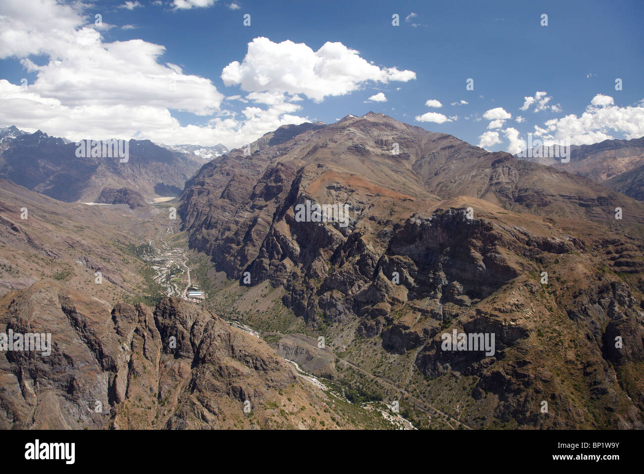 Rio Blanco Valley, montagne delle Ande, Cile, America del Sud - aerial Foto Stock