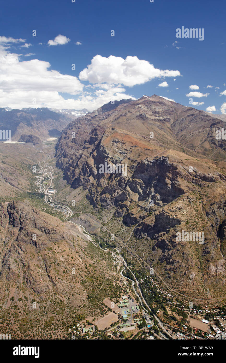 Rio Blanco Valley, montagne delle Ande, Cile, America del Sud - aerial Foto Stock