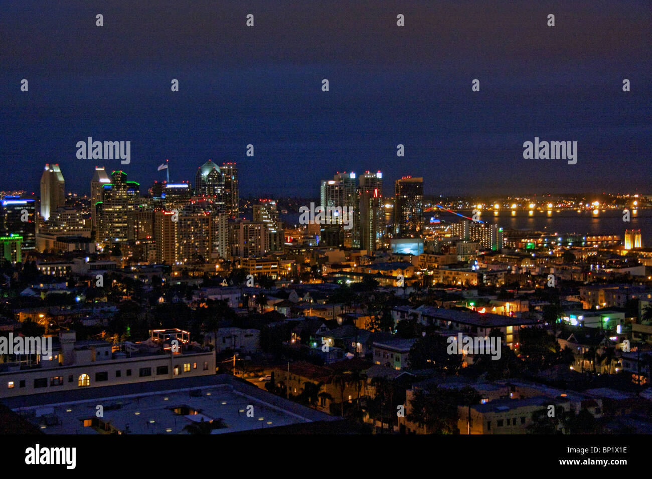 Notturno di San Diego Skyline Foto Stock