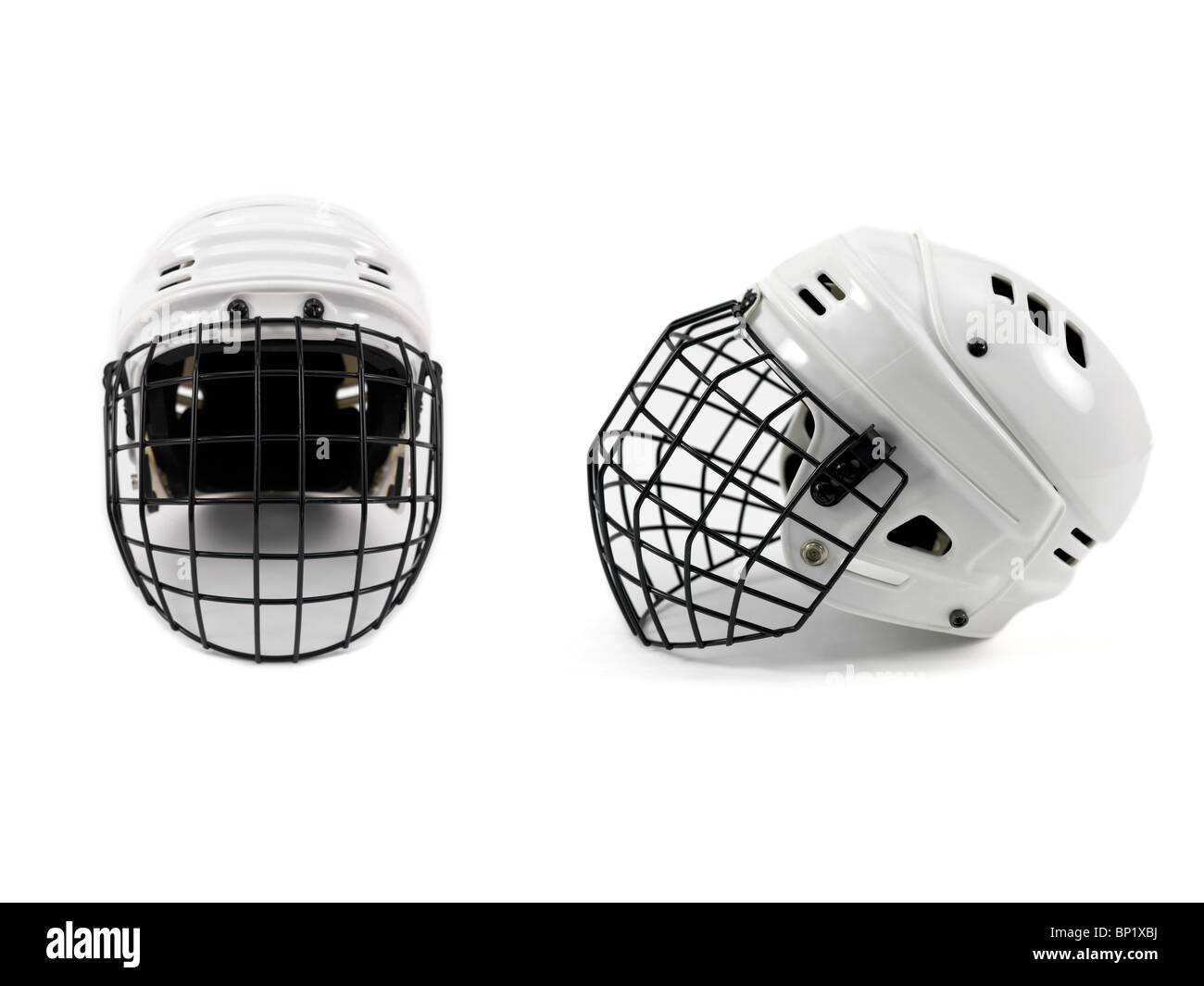Un casco hocket isolata contro uno sfondo bianco Foto Stock